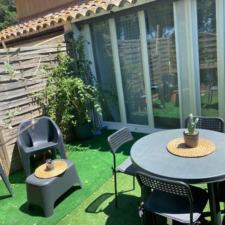 Un Duplex Pour 4 Personne Residence De Vacances アルル エクステリア 写真