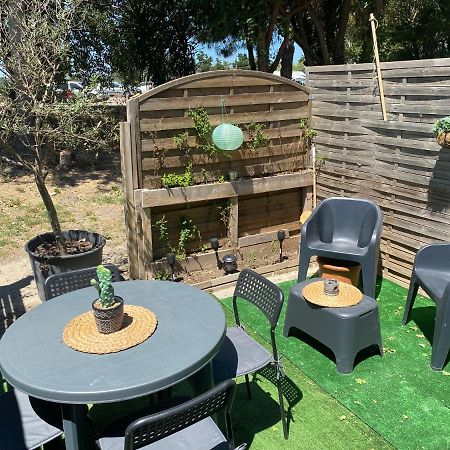 Un Duplex Pour 4 Personne Residence De Vacances アルル エクステリア 写真