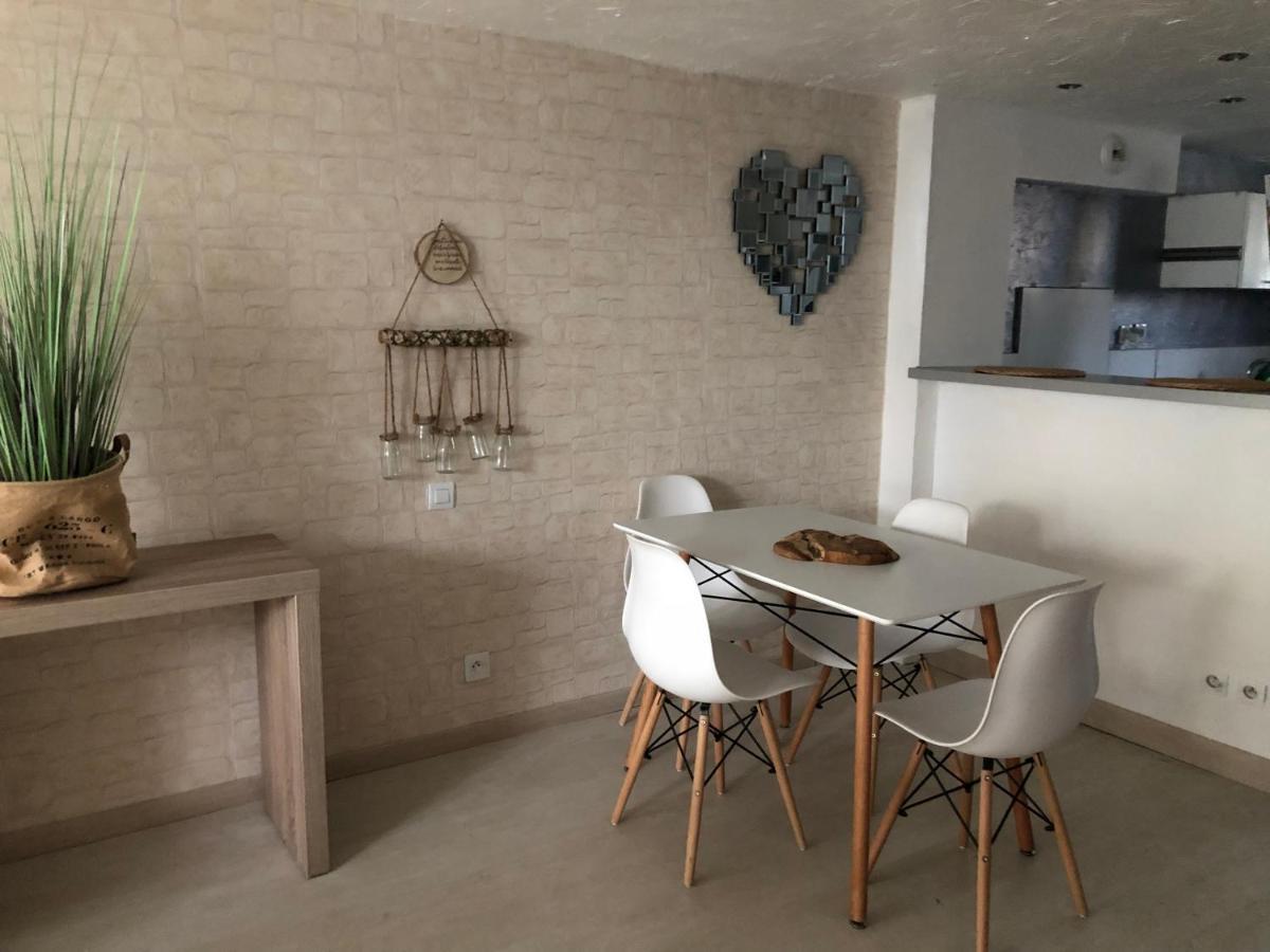 Un Duplex Pour 4 Personne Residence De Vacances アルル エクステリア 写真